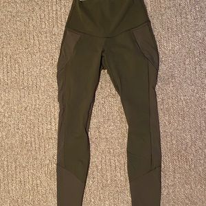 High waisted lululemon leggings!